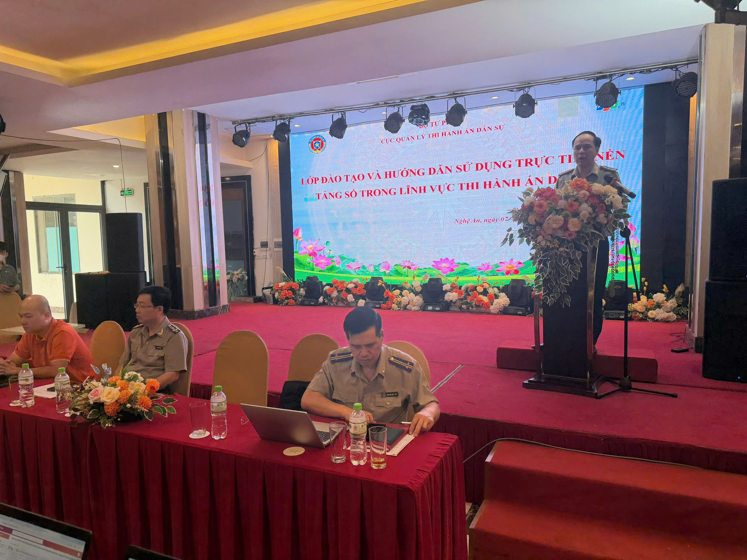 anh-14-05-2026-2-019e23fc2cb7756f84d9e9b3e6aea48e.jpg Ảnh 14-05-2026 2.jpg
