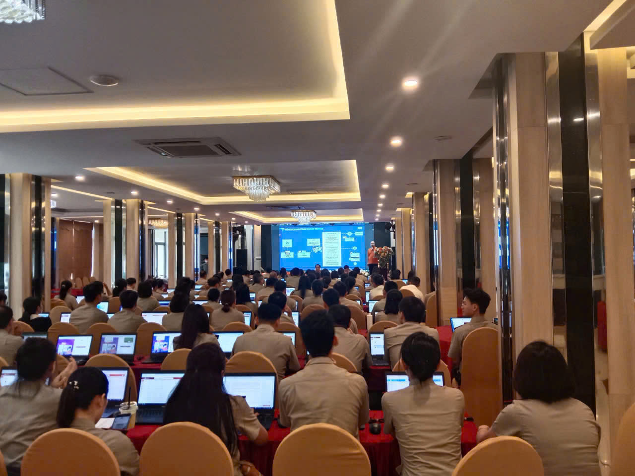 anh-14-05-2026-3-019e23f765427d2793bb90062f9a796f.jpg Ảnh 14-05-2026 3.jpg