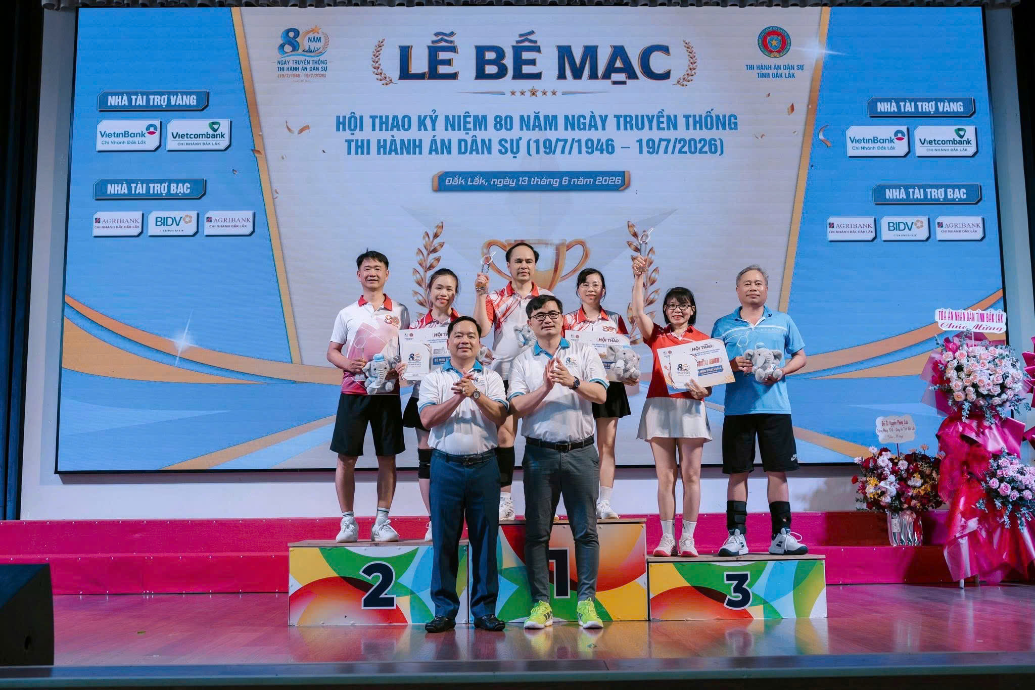 anh-16-06-2026-giai-nhat-2-019ece4b056b7f3ead8a7d2f036d7986.jpg Ảnh 16-06-2026 Giải nhất 2.jpg