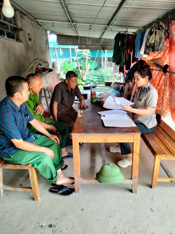 Ảnh đại diện Khí thế thi đua mới trên quê hương Chủ tịch Hồ Chí Minh kính yêu – Phòng Thi hành án dân sự khu vực 5 đoàn kết, sáng tạo, lập công chào mừng Ngày sinh nhật Bác và 80 năm Ngày truyền thống Thi hành án dân sự.