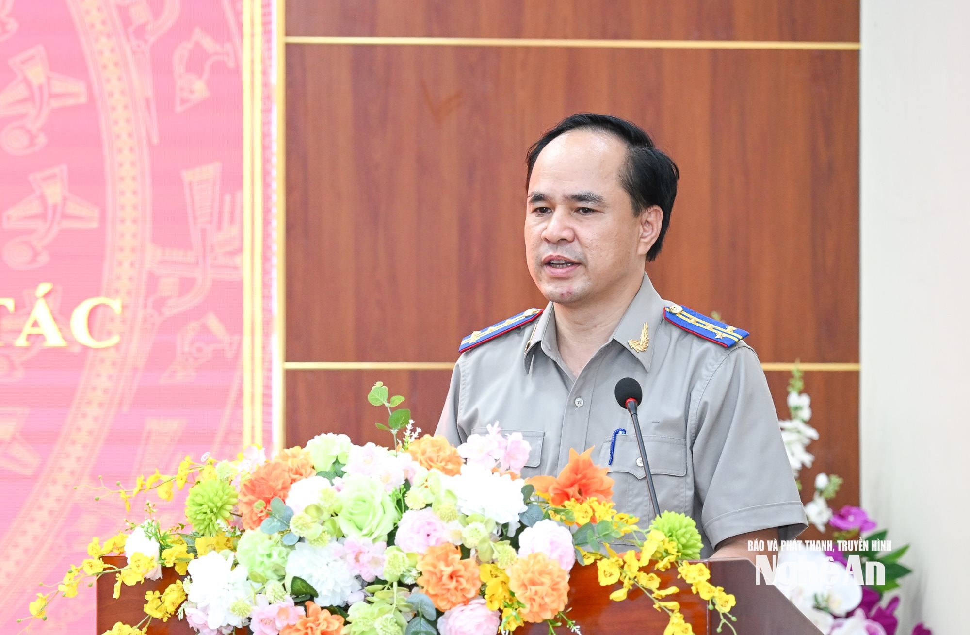 Ảnh đại diện bài viết: đồng chí phạm quốc nam - trưởng thi hành án dân sự tỉnh phát biểu tại lễ ký kết
