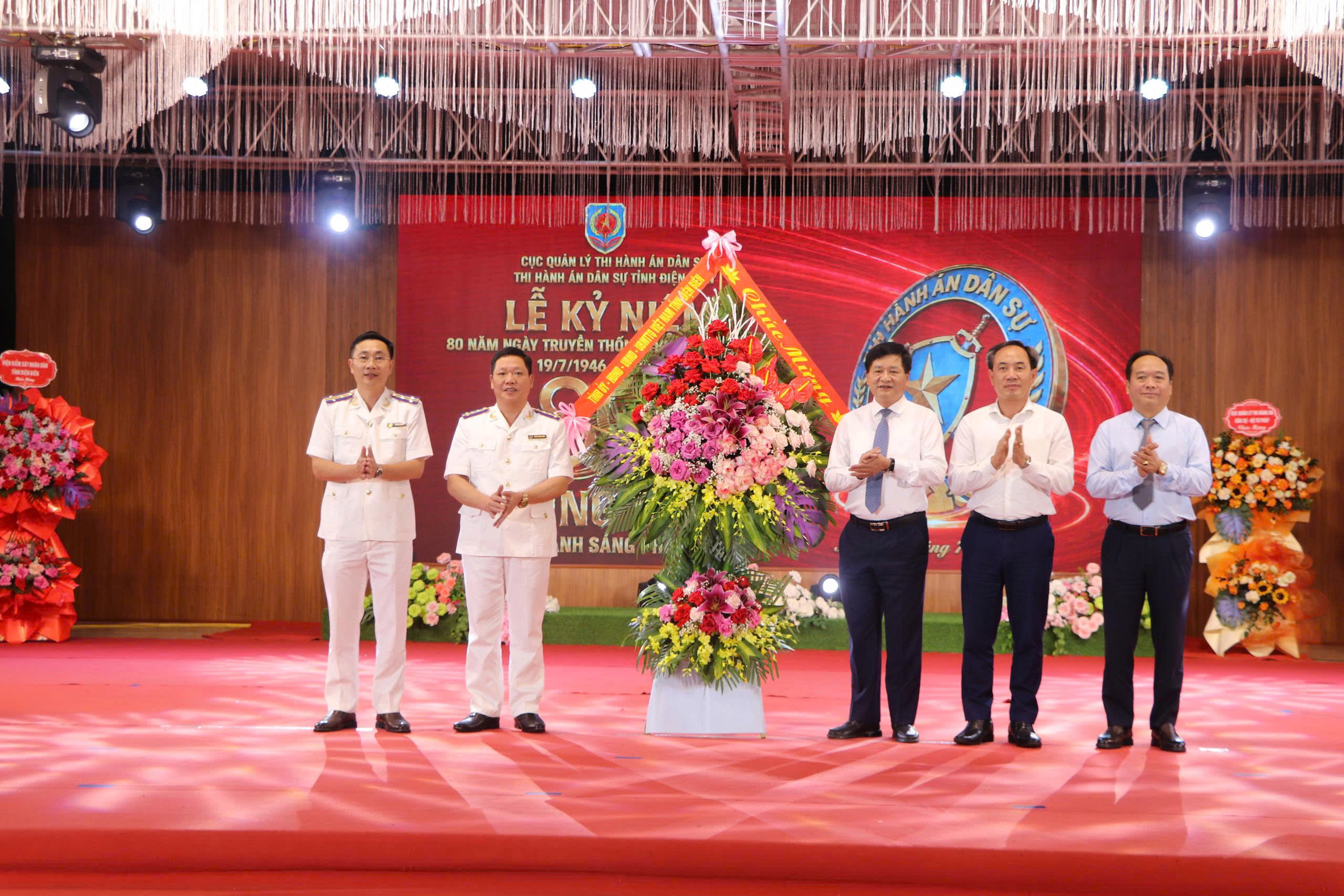 anh-4-019f5a8c5c7174d2b99668d3f297f313.jpg Ảnh 4.jpg