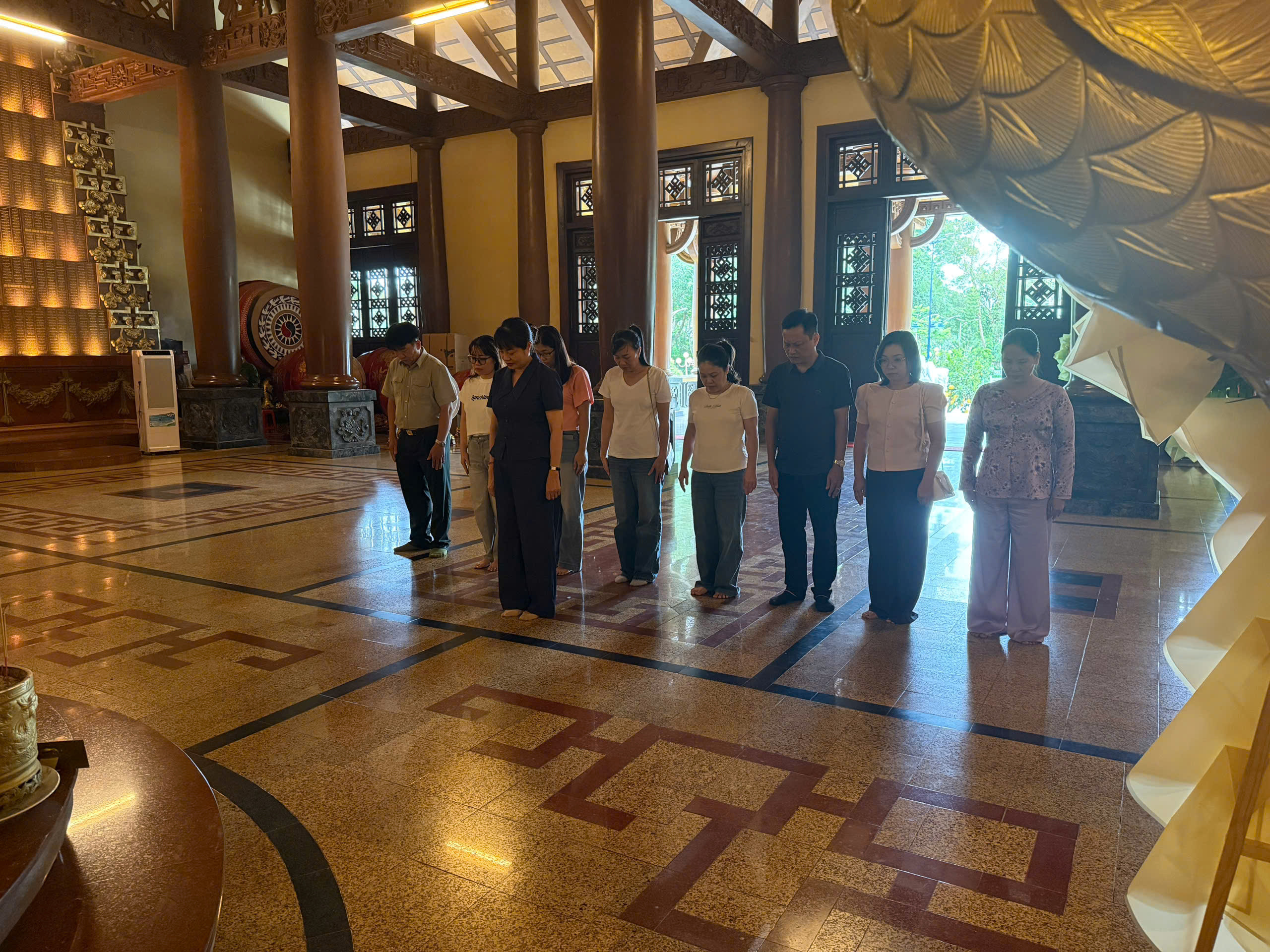 anh-6-019fa256597a78cbb18a01b591d66e39.jpg ảnh 6.jpg