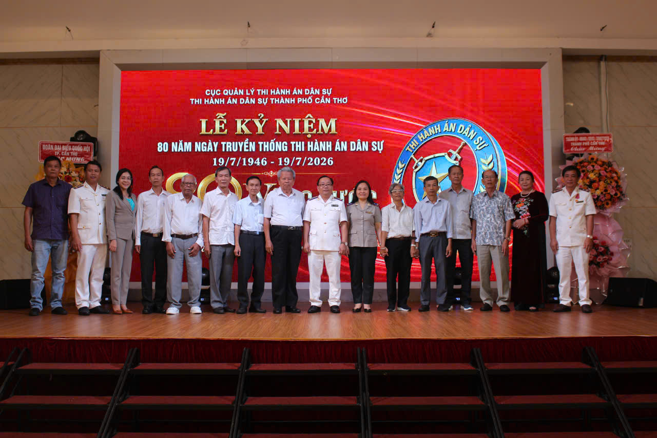 anh-noi-bat-3-019f6df50aee7c24bbba213842990326.jpg anh noi bat 3.jpg