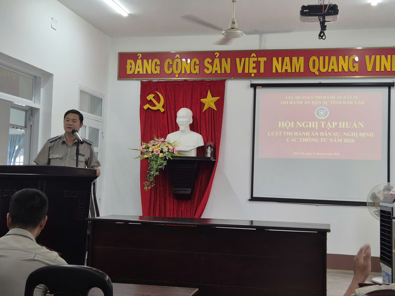 anh-si-019ff433abcf74c99a89b1cd1695fdab.jpg ảnh Sĩ.jpg