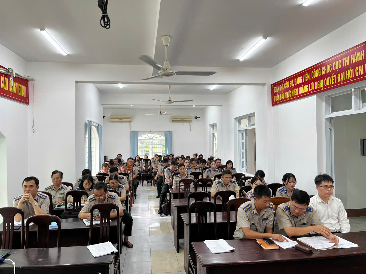 Ảnh đại diện Thi hành án dân sự tỉnh Đắk Lắk tổ chức Hội nghị tập huấn Luật Thi hành án dân sự, Nghị định và các Thông tư năm 2026