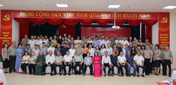 Ảnh đại diện THI HÀNH ÁN DÂN SỰ THÀNH PHỐ HÀ NỘI GẶP MẶT NGUYÊN CÁN BỘ LÃNH ĐẠO QUA CÁC THỜI KỲ NHÂN DỊP KỶ NIỆM 80 NĂM NGÀY TRUYỀN THỐNG THI HÀNH ÁN DÂN SỰ   