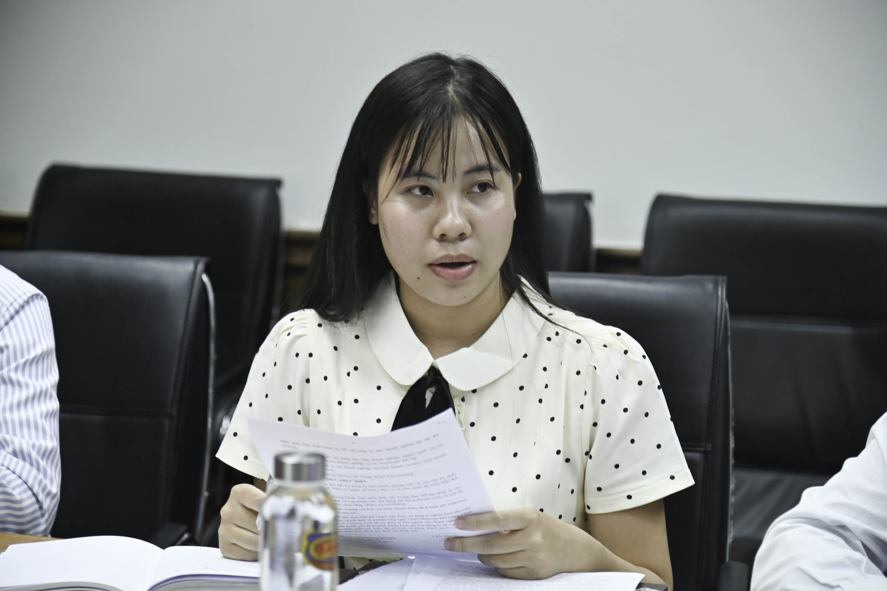 ba-chu-huyen-ngoc-dai-dien-cuc-pho-bien-giao-duc-phap-luat-va-tro-giup-phap-ly-bo-tu-phap-019f22963b6979a49bdf4b387439525f.jpg Bà Chu Huyền Ngọc, đại diện Cục Phổ biến, giáo dục pháp luật và Trợ giúp pháp lý, Bộ Tư pháp.jpg