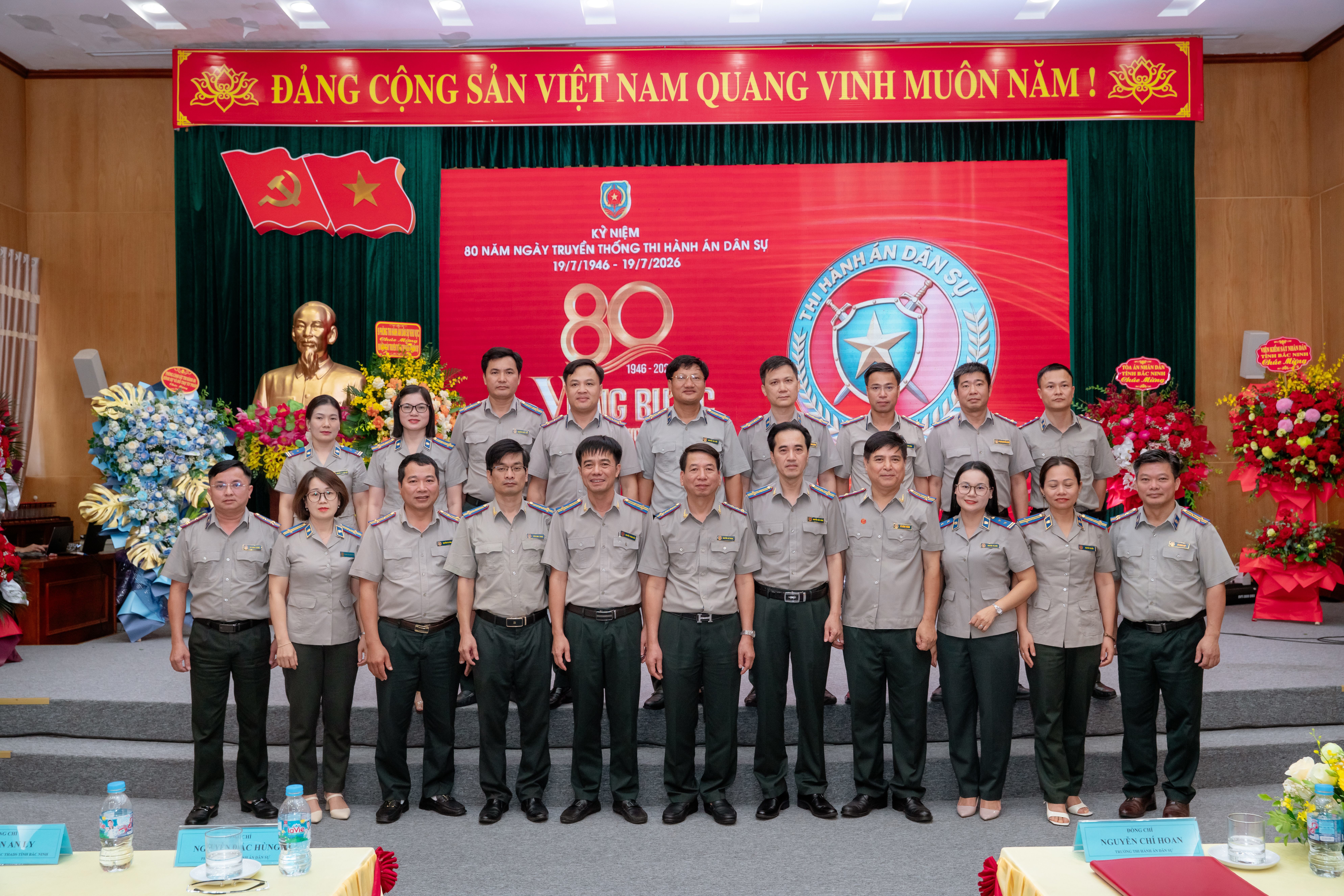 bzn09930-019f8742b4b072e5a5b1757721c33df9.jpg BZN09930.jpg