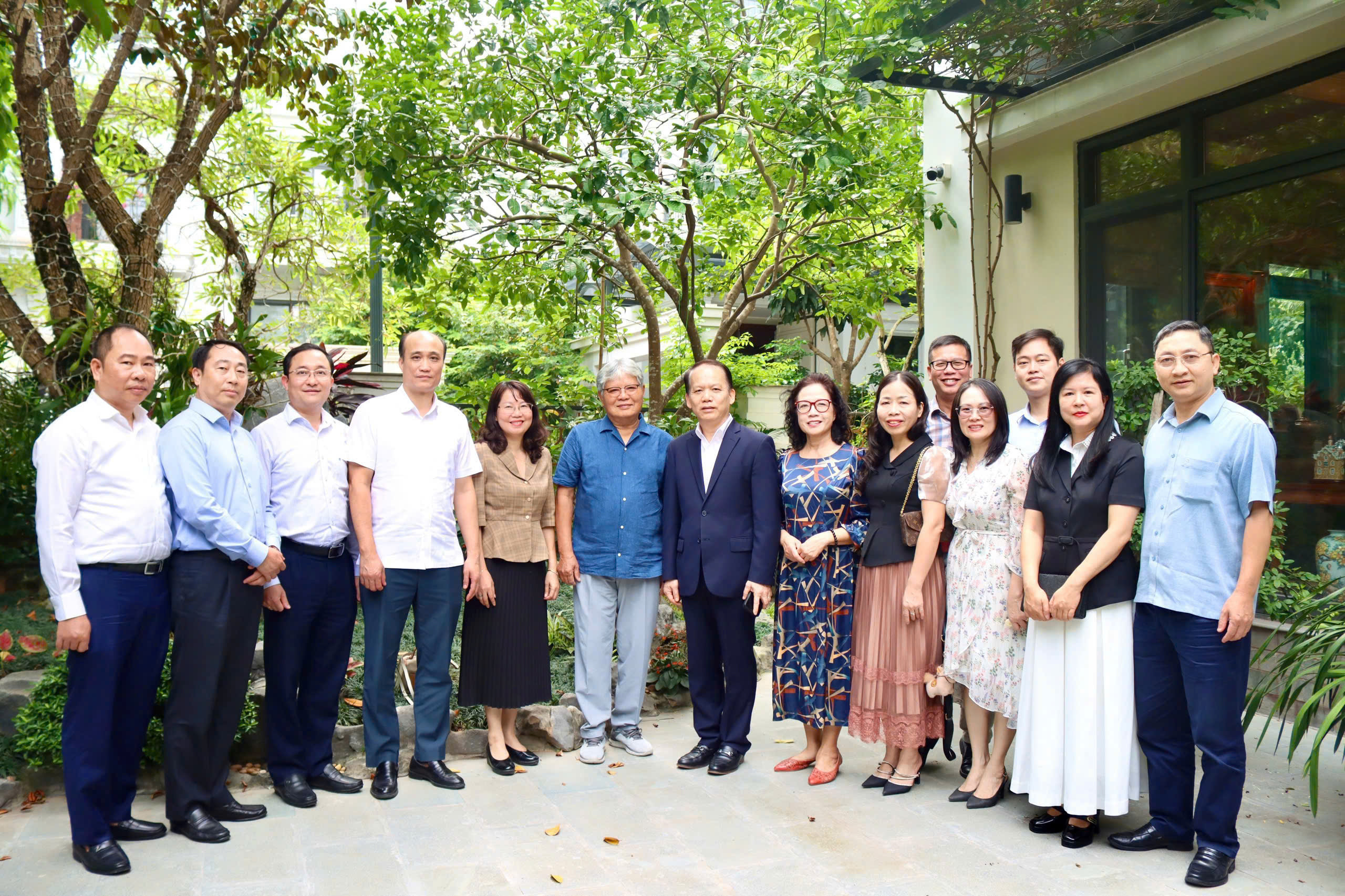 Cố BT 5.jpg