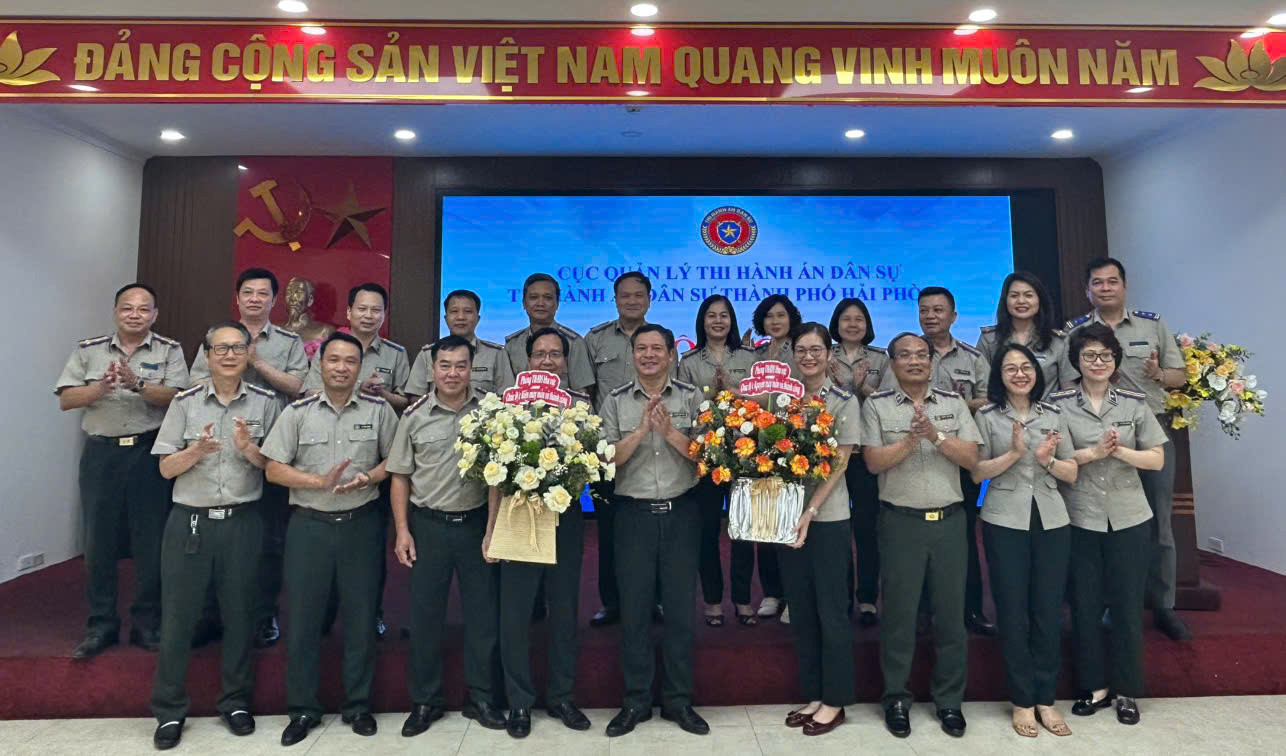 Ảnh đại diện HỘI NGHỊ CÔNG BỐ QUYẾT ĐỊNH BỘ NHIỆM TRƯỞNG PHÒNG NGHIỆP VỤ VÀ TỔ CHỨC THI HÀNH ÁN DÂN SỰ