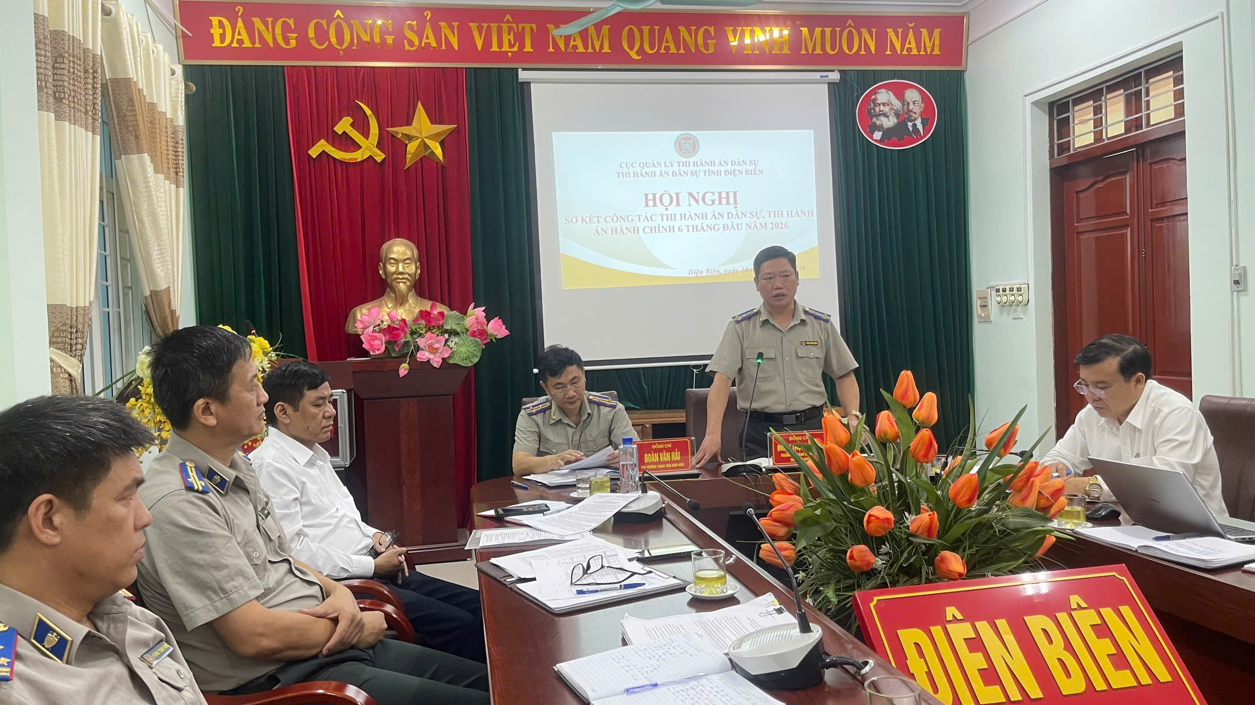 dc-doan-trong-ngon-truong-thads-tinh-phat-bieu-chi-dao-tai-hoi-nghi-so-ket-6-thang-dau-nam-019e61aba55a7e189575dc1277028975.jpg Đc Đoàn Trọng Ngôn, Trưởng THADS tỉnh phát biểu chỉ đạo tại Hội nghị sơ kết 6 tháng đầu năm.jpg