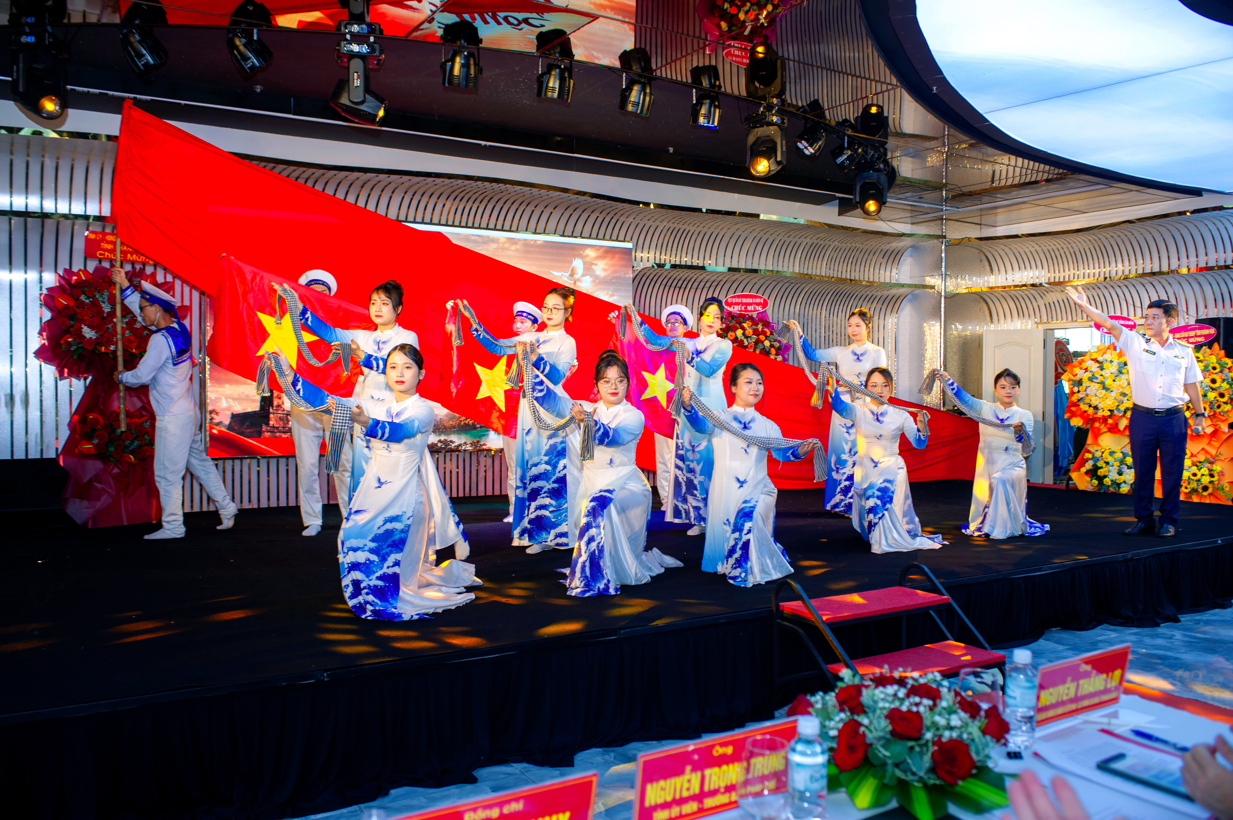 dsc-0153-019fb29459f576be899380c17a6d30c2.jpg DSC_0153.JPG