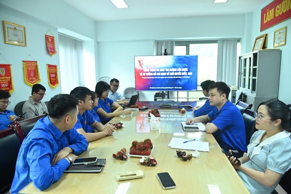 Ảnh đại diện Chi đoàn Cục Công nghệ thông tin tổ chức sinh hoạt chuyên đề: "Từ hành trình ra khơi tìm đường cứu nước đến tư tưởng Hồ Chí Minh về chủ quyền biển, đảo Việt Nam"