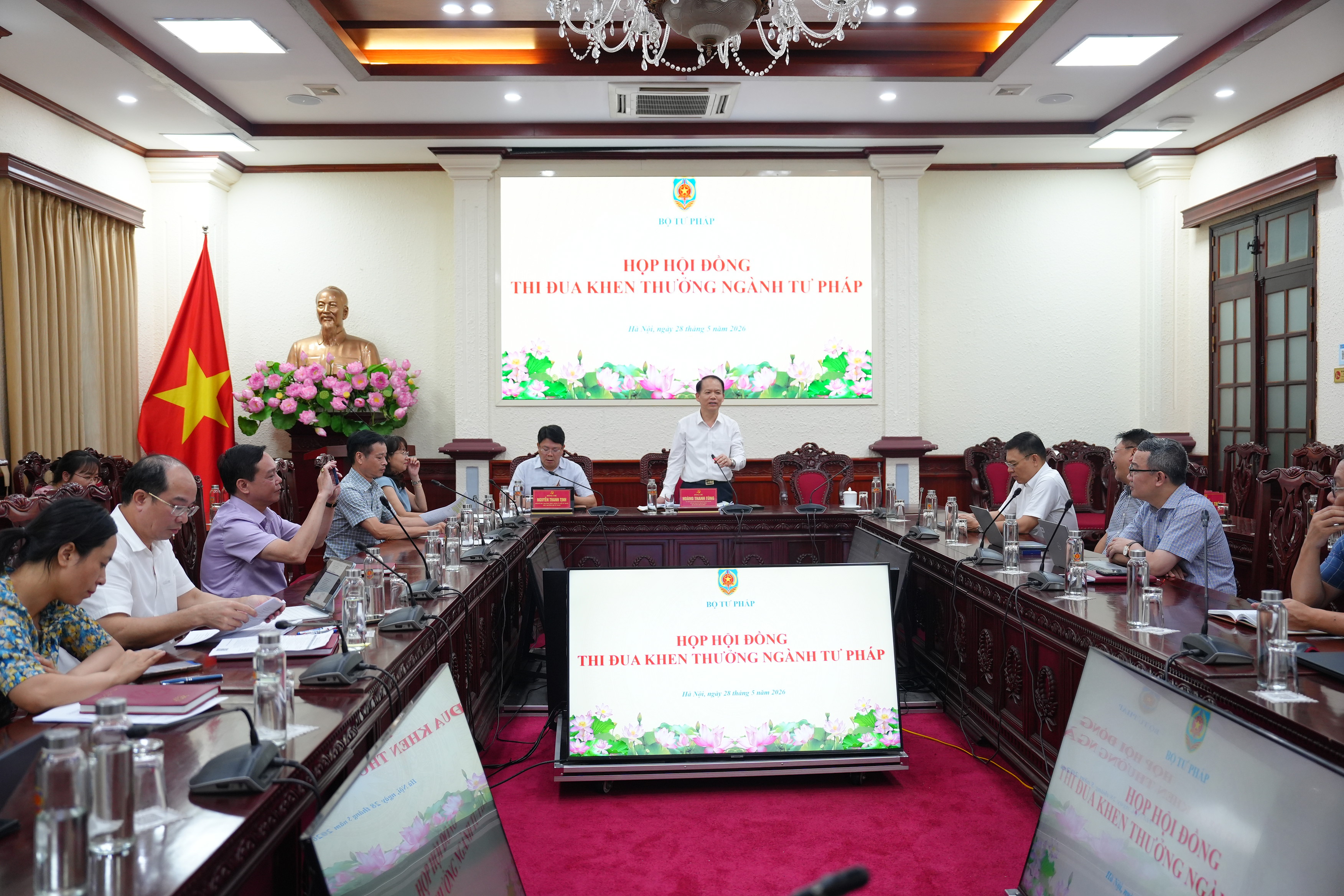 Ảnh đại diện đề nghị khen thưởng cấp nhà nước đối với các tập thể, cá nhân ngành tư pháp