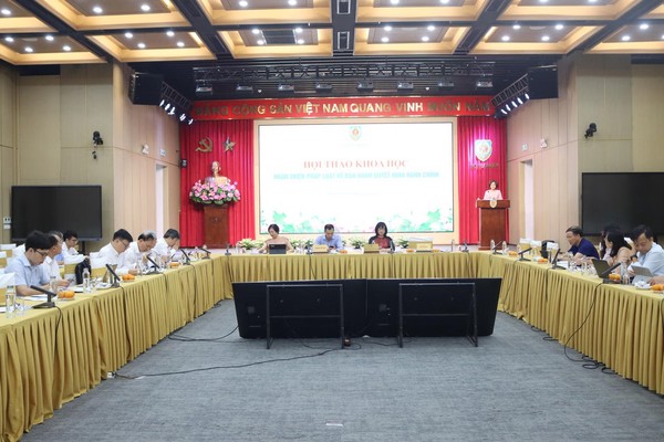 Hoàn thiện pháp luật về ban hành quyết định hành chính đáp ứng yêu cầu phát triển trong kỷ nguyên mới