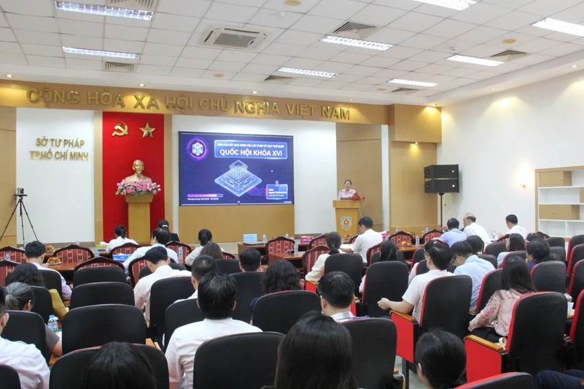 Ảnh đại diện bài viết: hội nghị triển khai công tác phổ biến, giáo dục pháp luật và thông tin nội dung cơ bản các luật mới năm 2026 diễn ra tại sở tư pháp tp.hcm ngày 18-6. ảnh: trần minh