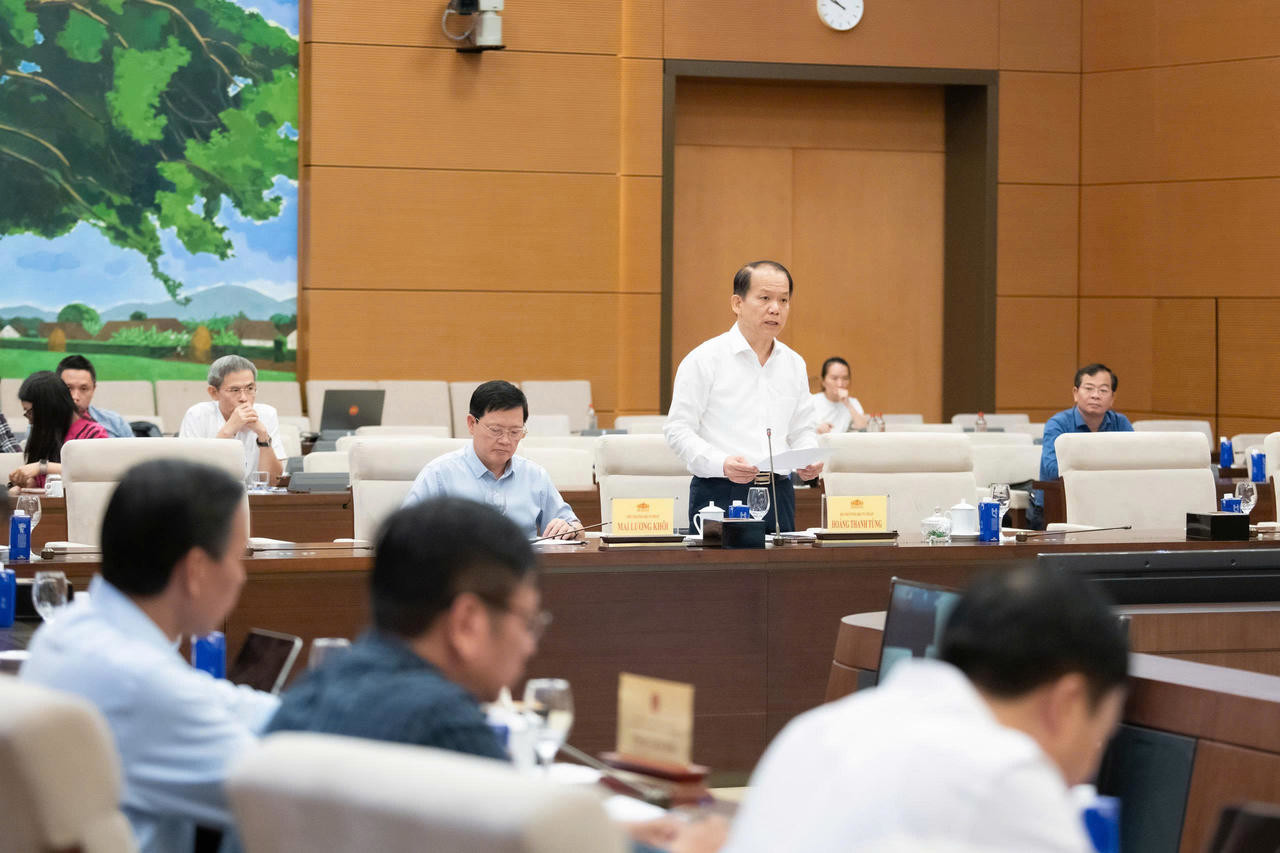 Sửa đổi, bổ sung quy định về tiền đặt trước nhằm ngăn chặn tình trạng thao túng thị trường