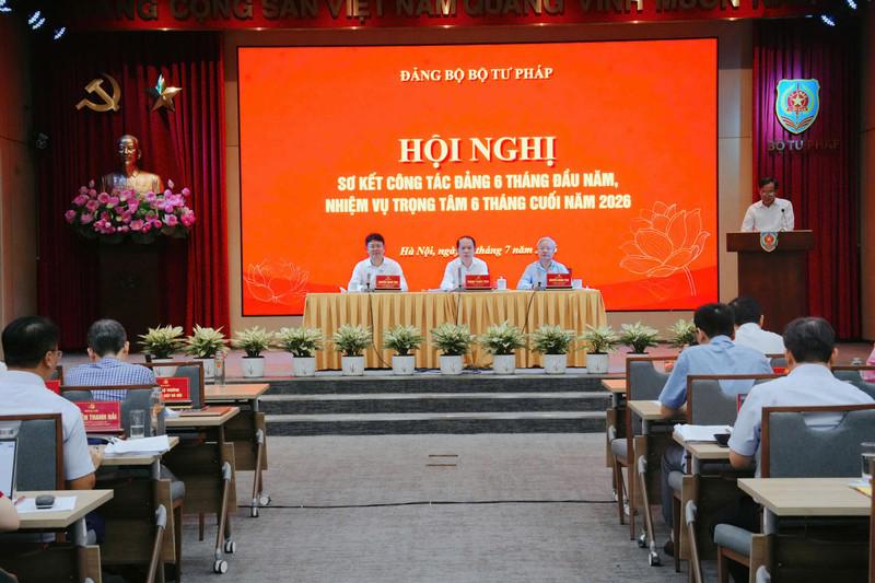 Toàn Đảng bộ Bộ Tư pháp tiếp tục nêu cao tinh thần đoàn kết, trách nhiệm, đổi mới, sáng tạo