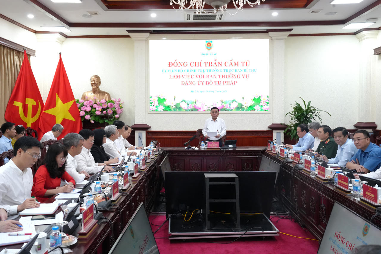 Tiếp tục thực hiện hiệu quả các nghị quyết, kết luận, chỉ đạo về xây dựng, hoàn thiện pháp luật và tổ chức thi hành pháp luật