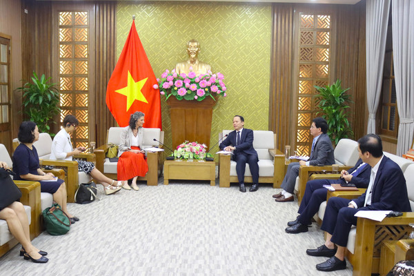 Ảnh đại diện Tăng cường hợp tác với UNDP trong lĩnh vực hoàn thiện thể chế, nâng cao hiệu quả thi hành pháp luật