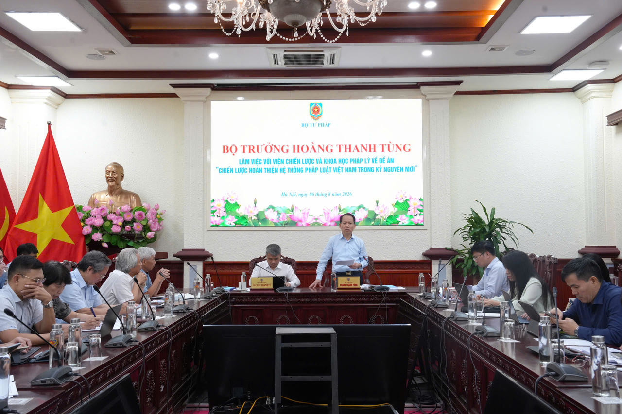 Ảnh đại diện bài viết: bộ trưởng hoàng thanh tùng chủ trì buổi làm việc. (ảnh trong bài: h.t)