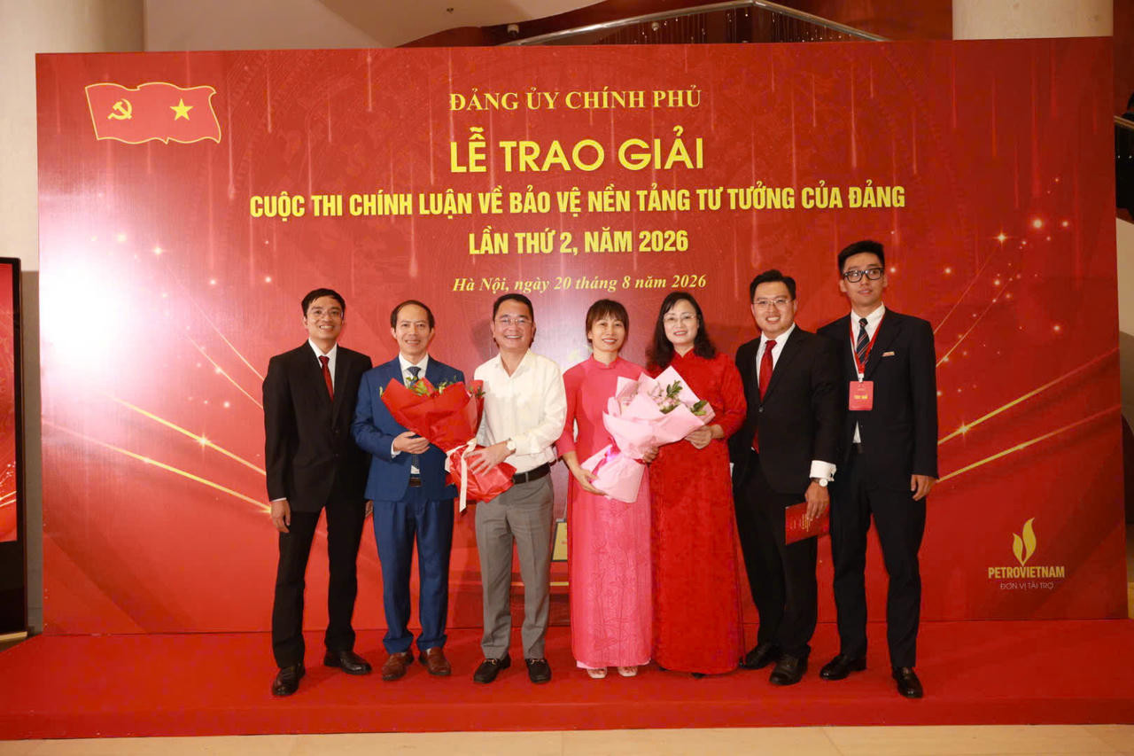 external-image-20260821111000-95cd2f5b-01a02282e9df7fe3b3b25fd37da8c236.png external-image.png