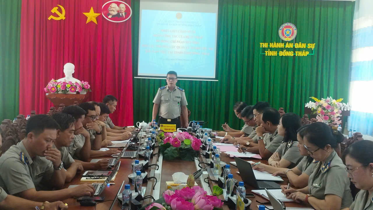 Ảnh đại diện Đoàn công tác Bộ Tư pháp làm việc với Thi hành án dân sự tỉnh Đồng Tháp, khảo sát vị trí xây dựng trụ sở mới
