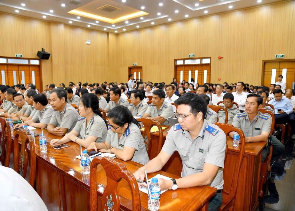 h2-a0404f0a-3011-405e-aa8a-245e08b1e95b-019e718755c97d60b1cbca15fb92934e.jpg H2_a0404f0a-3011-405e-aa8a-245e08b1e95b.jpg