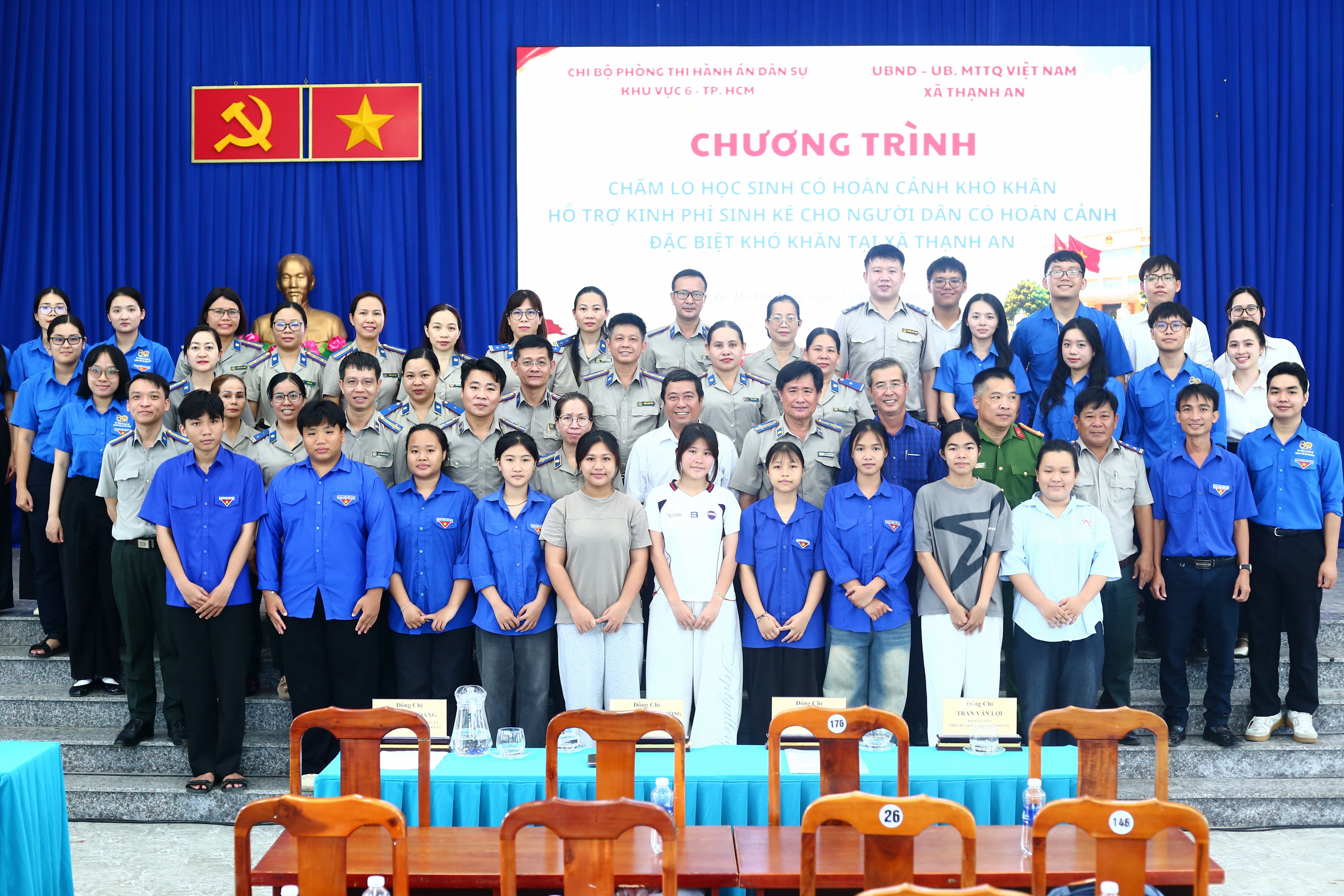 hinh-12-01a0045a6d2c73a5bff4a85cc458666c.jpg Hình 12.jpg