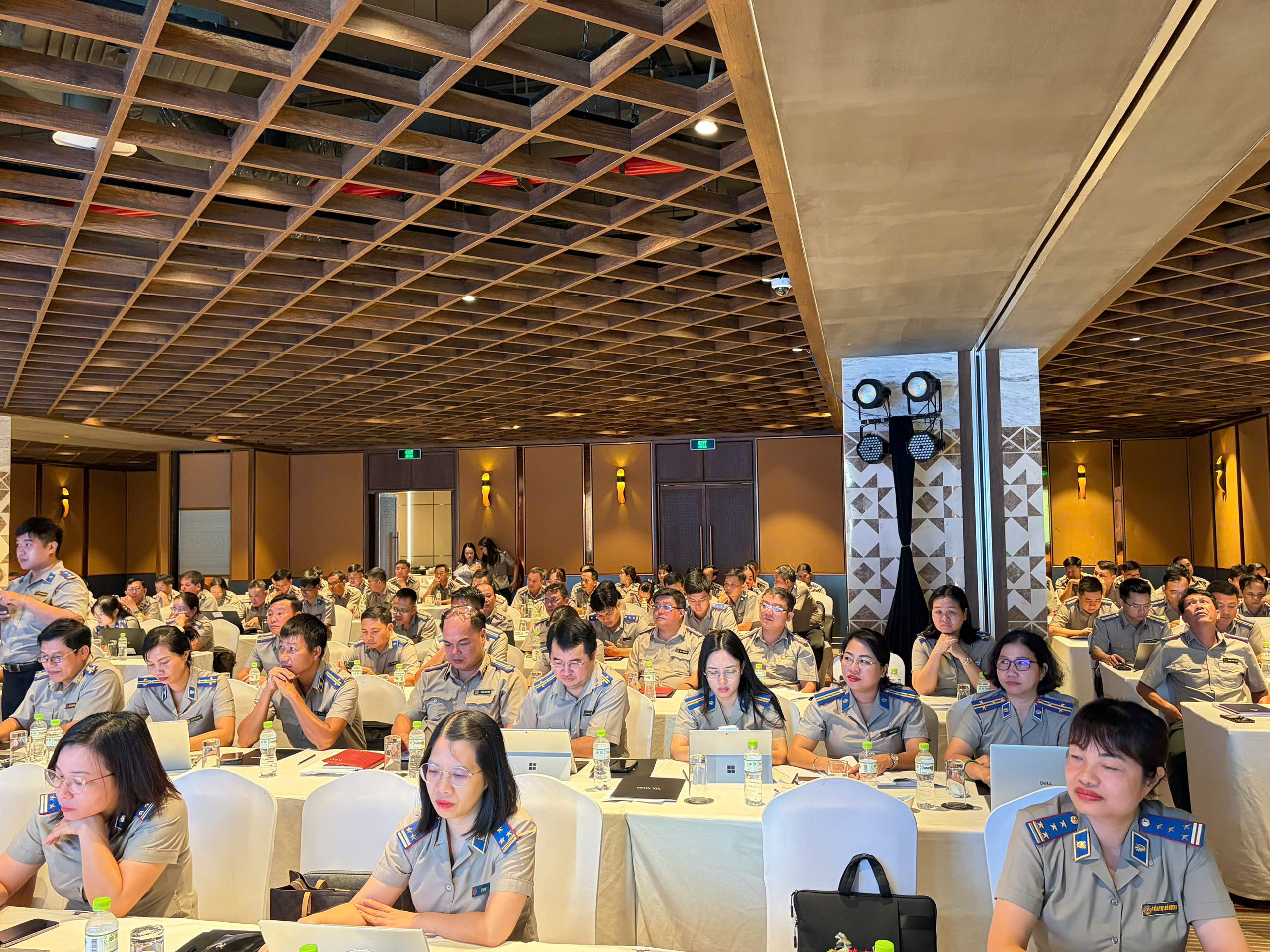 hoc-vien-1-019f7d95029f7ee9aae246f00e29df59.jpg hoc vien 1.jpg