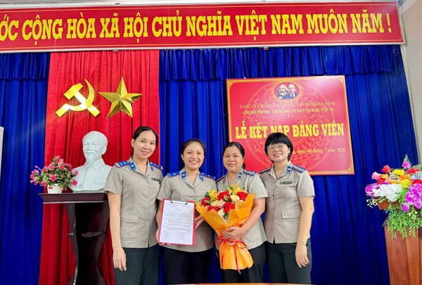 Ảnh đại diện Chi bộ Phòng Thi hành án dân sự Khu vực 10 – Đà Nẵng  tổ chức Lễ kết nạp đảng viên mới 