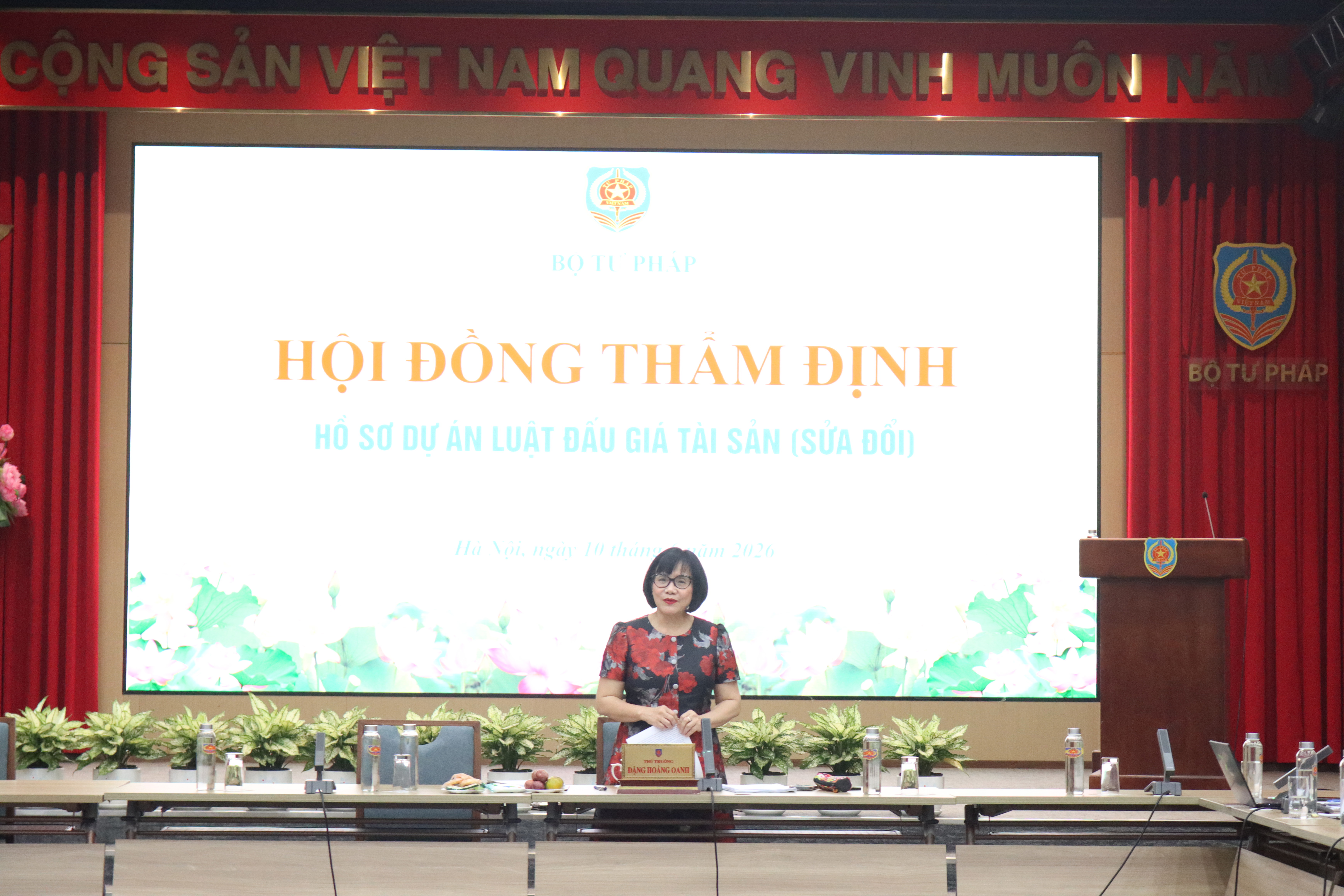 Tiếp tục nghiên cứu giải pháp khắc phục tình trạng “bỏ cọc” sau đấu giá