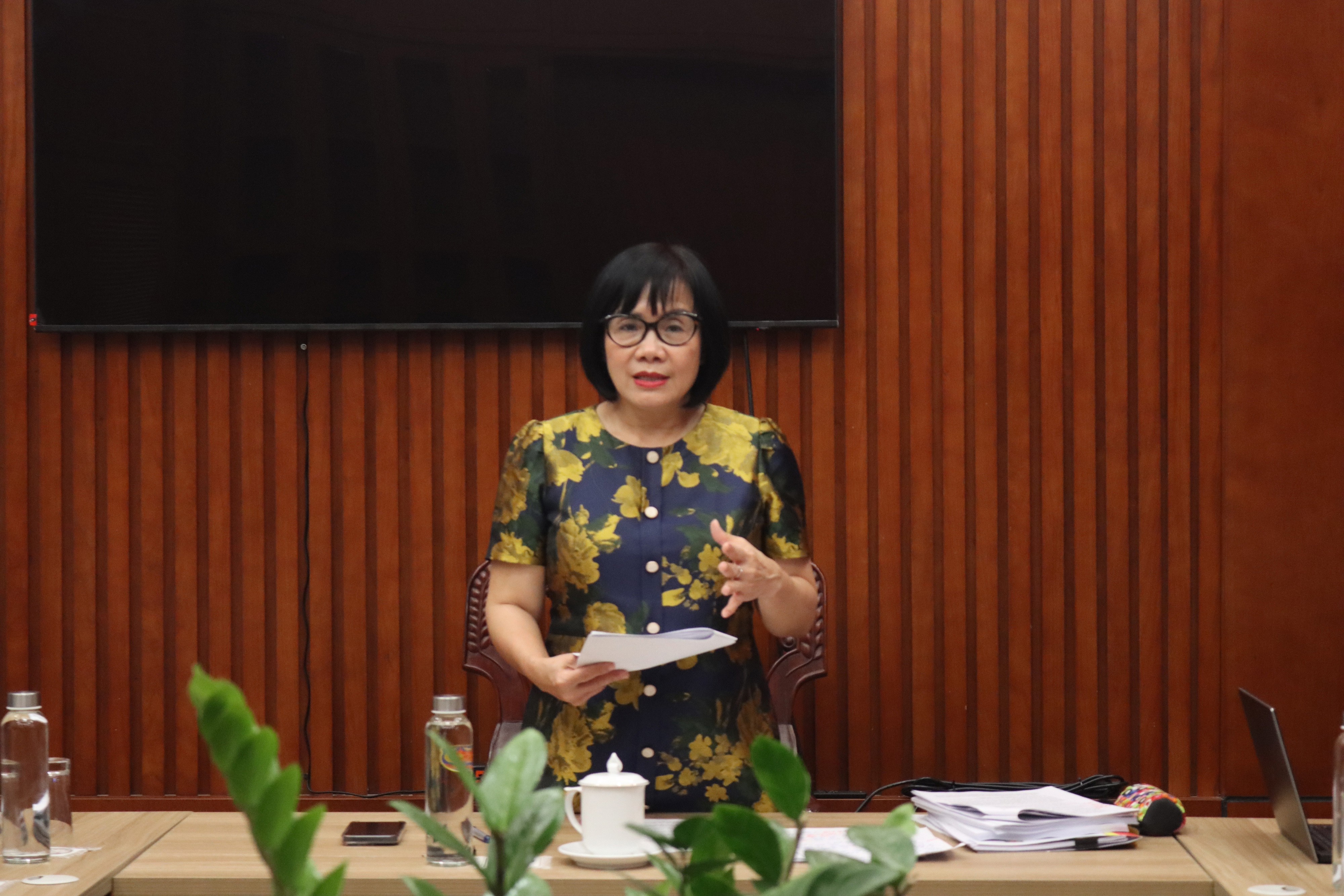Thứ trưởng Đặng Hoàng Oanh kết luận cuộc họp.