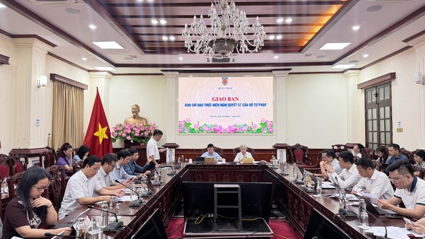 Ảnh đại diện Giao ban Ban Chỉ đạo 57 Bộ Tư pháp: Quyết liệt tháo gỡ điểm nghẽn, đẩy mạnh chuyển đổi số và hoàn thành các nhiệm vụ trọng tâm trong tháng 7