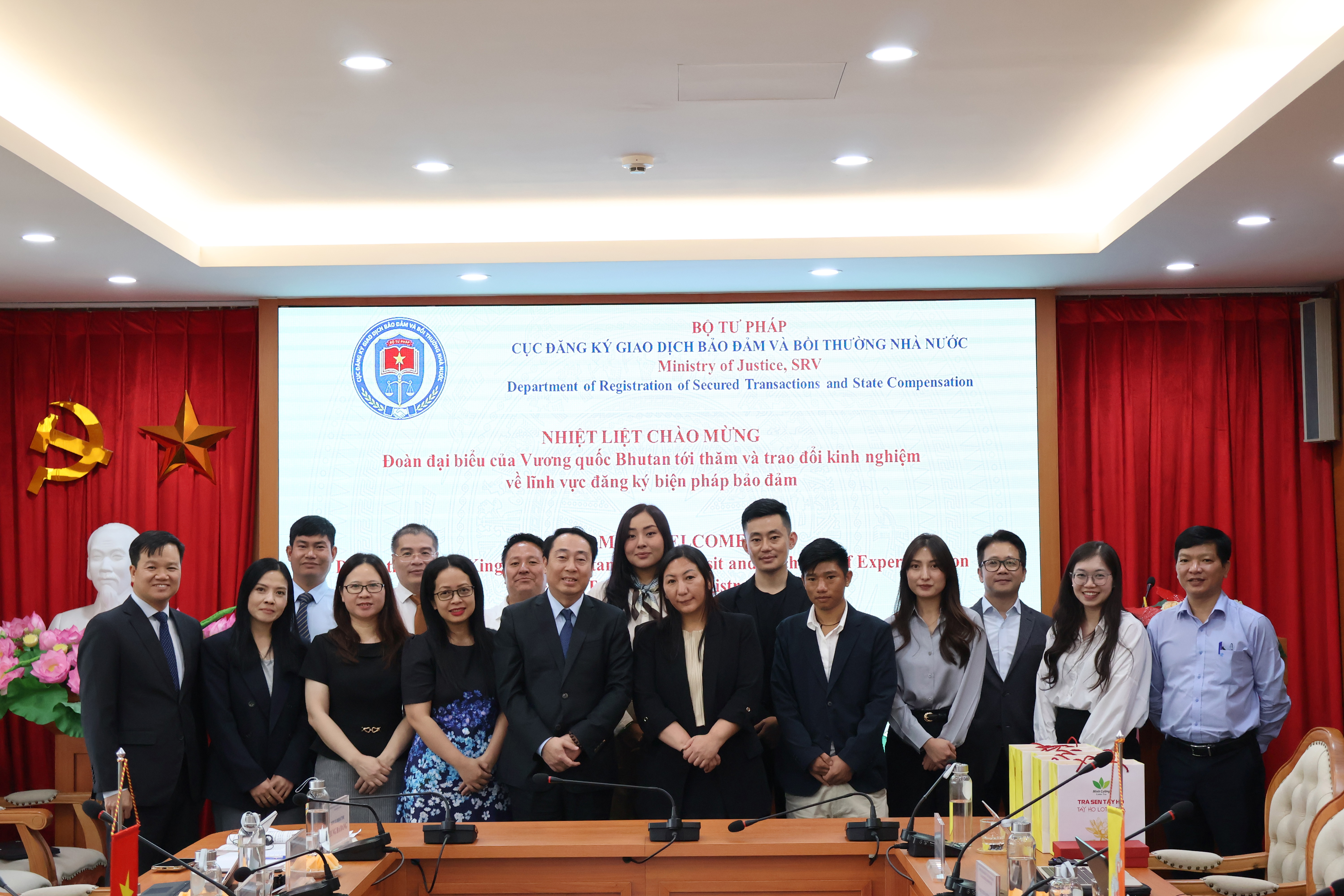 Hợp tác quốc tế