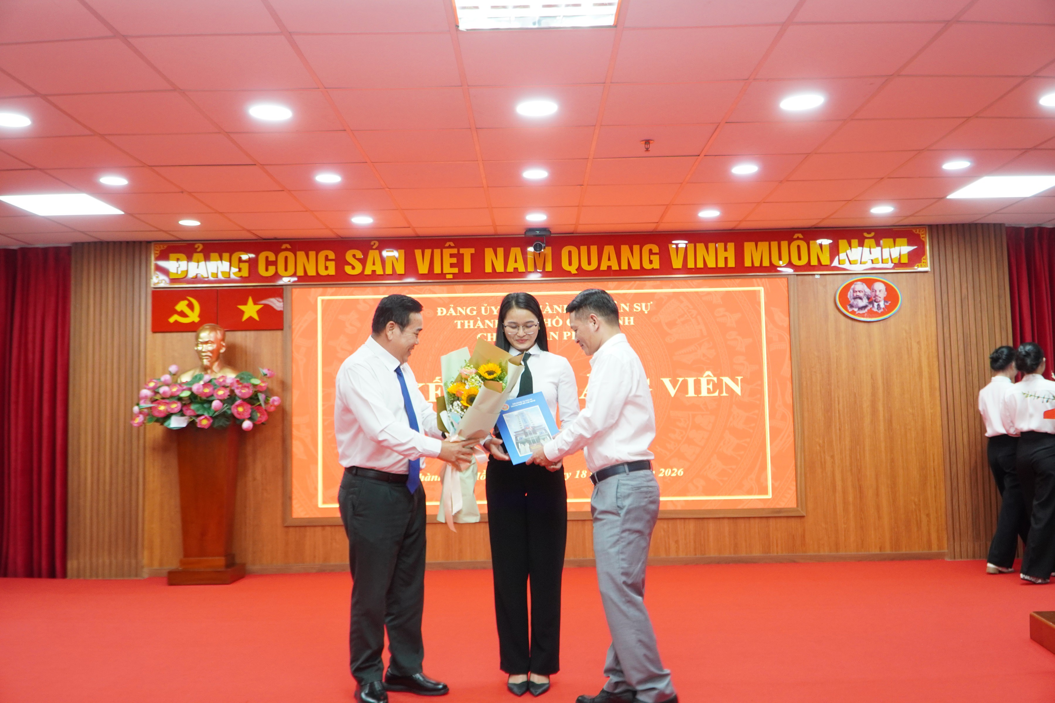 kn-3-01a0142721cd764caf6489236f88b818.jpg KN 3.JPG