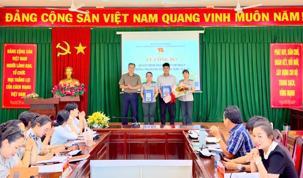 Ảnh đại diện CÔNG BỐ QUYẾT ĐỊNH THÀNH LẬP CHI ĐOÀN THI HÀNH ÁN DÂN SỰ KHU VỰC 15
