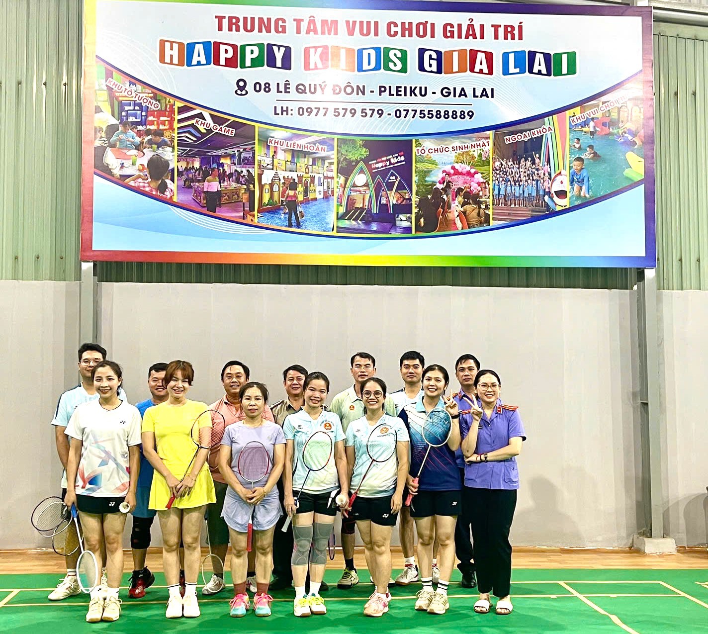 Ảnh đại diện phòng thi hành án dân sự khu vực 10, tỉnh gia lai và viện kiểm sát nhân dân khu vực 10, tỉnh gia lai giao lưu cầu lông, tăng cường đoàn kết, phối hợp