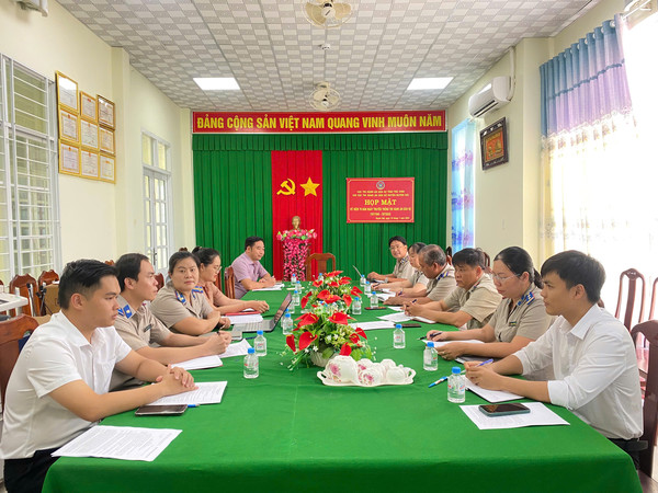 Ảnh đại diện Đồng chí Nguyễn Hoàng Danh, Phó bí thư Đảng ủy THADS tỉnh tham dự sinh hoạt chi bộ thường kỳ tại Phòng Thi hành án dân sự Khu vực 14 – Vĩnh Long.