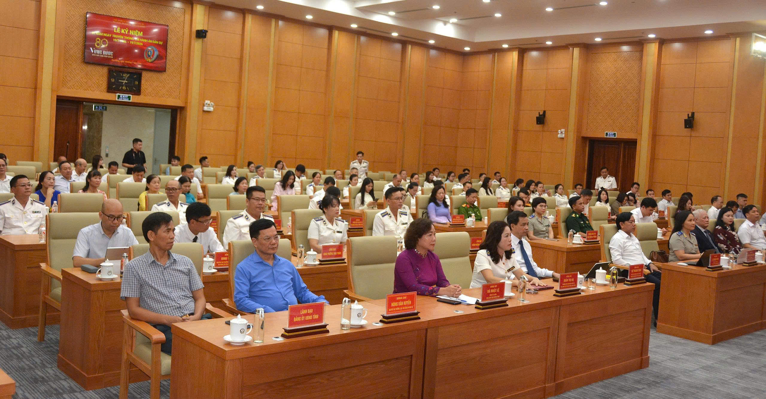 ky-niem-80-nam-ngay-truyen-thong-1-019f7d8daaa97d769aedf8ffc25ef0f0.jpg Ky niem 80 nam ngay truyen thong (1).jpg