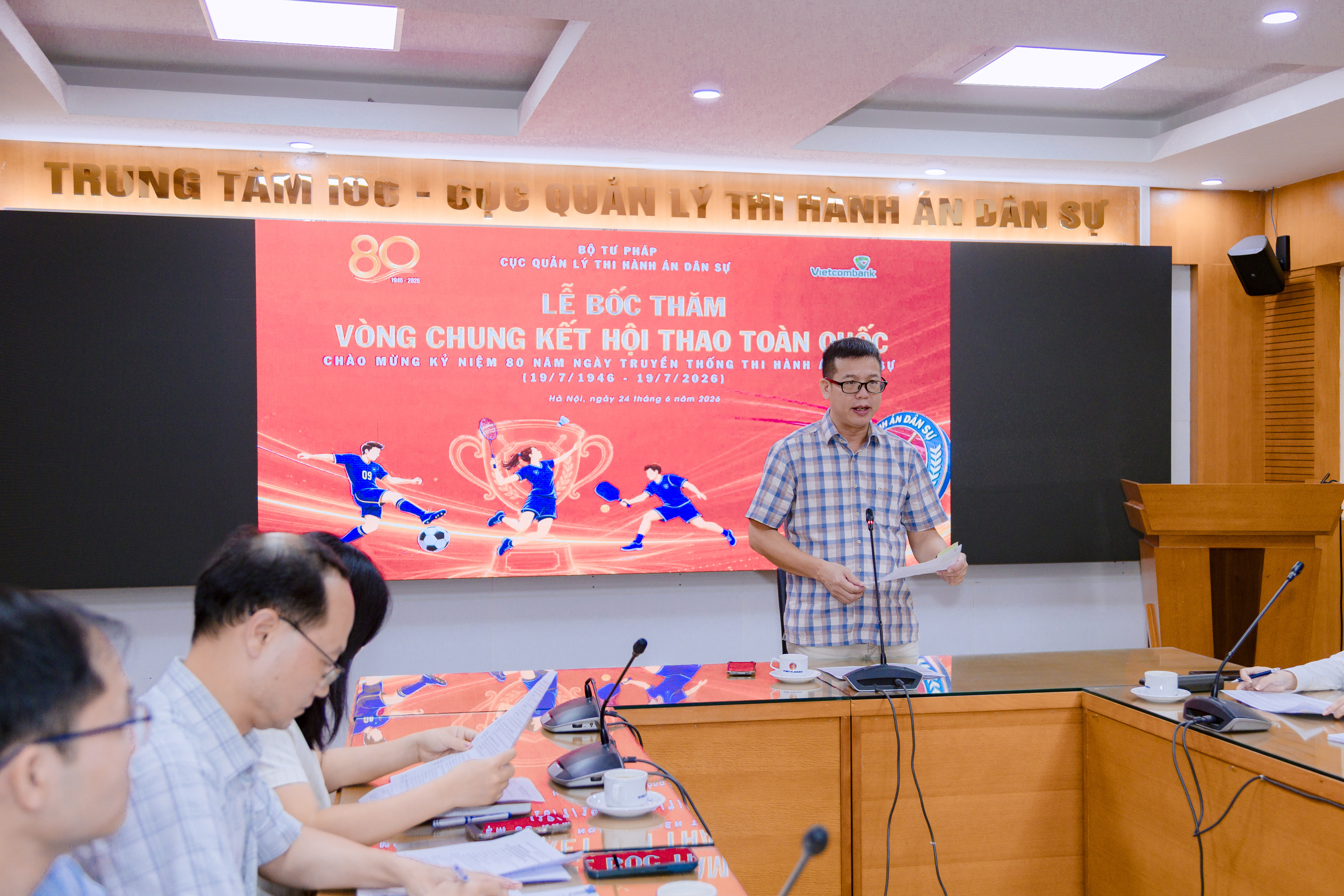 ntt-4253-019efdc140ea7d238ef0c55a1c3bf63a.jpg NTT-4253.jpg