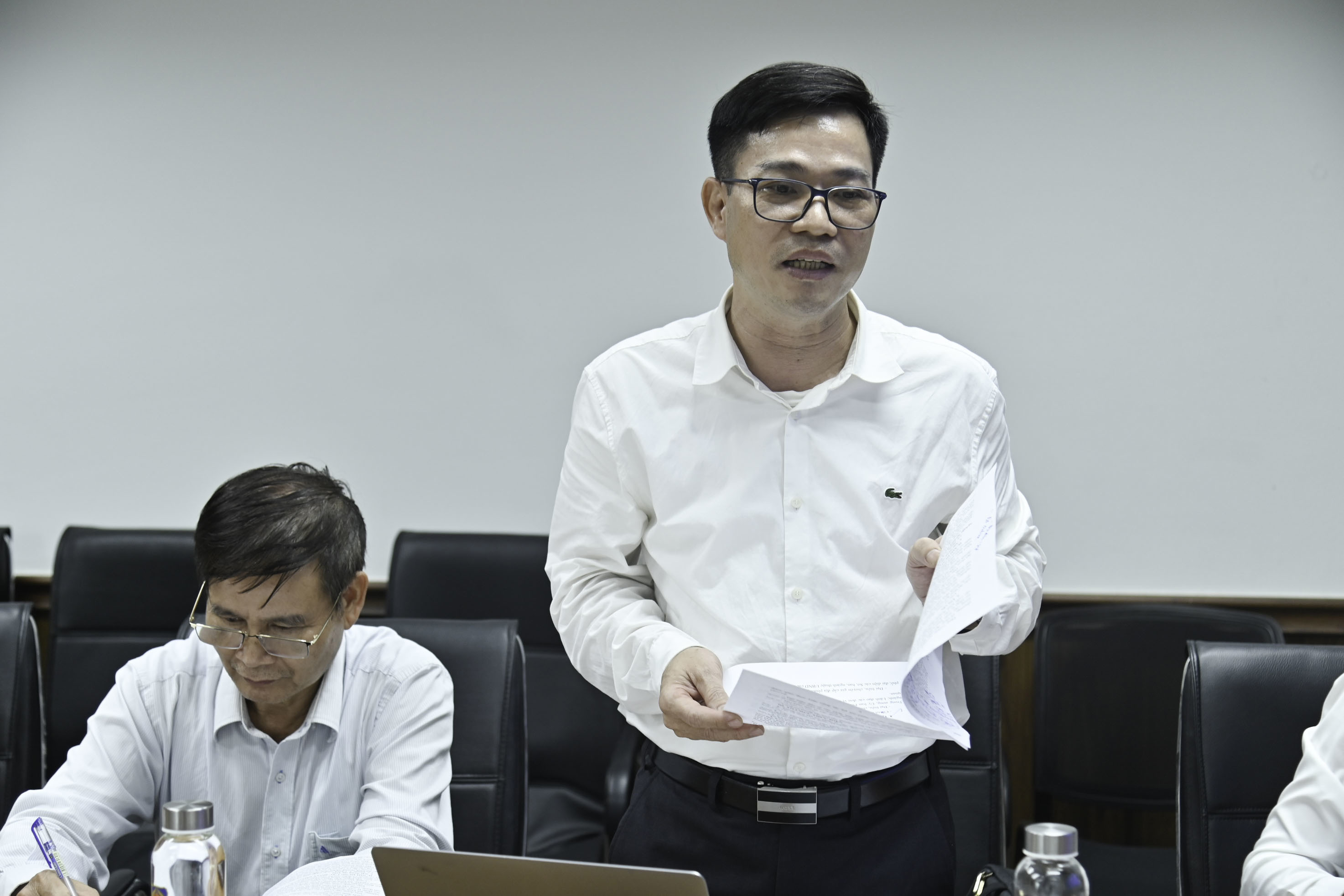 ong-vu-minh-tien-dai-dien-hiep-hoi-doanh-nghiep-nho-va-vua-viet-nam-019f22964b7f7aea955db0803b4536c9.jpg Ông Vũ Minh Tiến, đại diện Hiệp hội Doanh nghiệp nhỏ và vừa Việt Nam.jpg