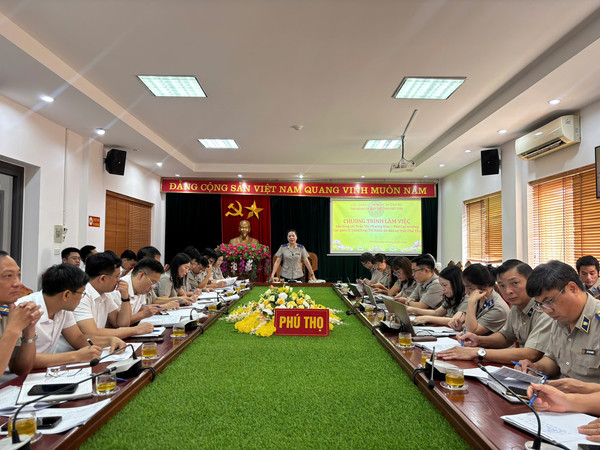 Ảnh đại diện Phó Cục trưởng Trần Thị Phương Hoa làm việc tại Thi hành án dân sự tỉnh Phú Thọ về công tác thi hành án tín dụng ngân hàng