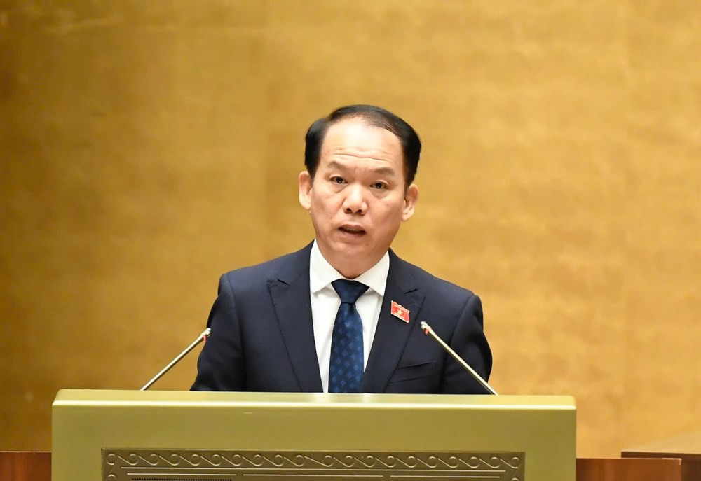 Bộ trưởng phát biểu