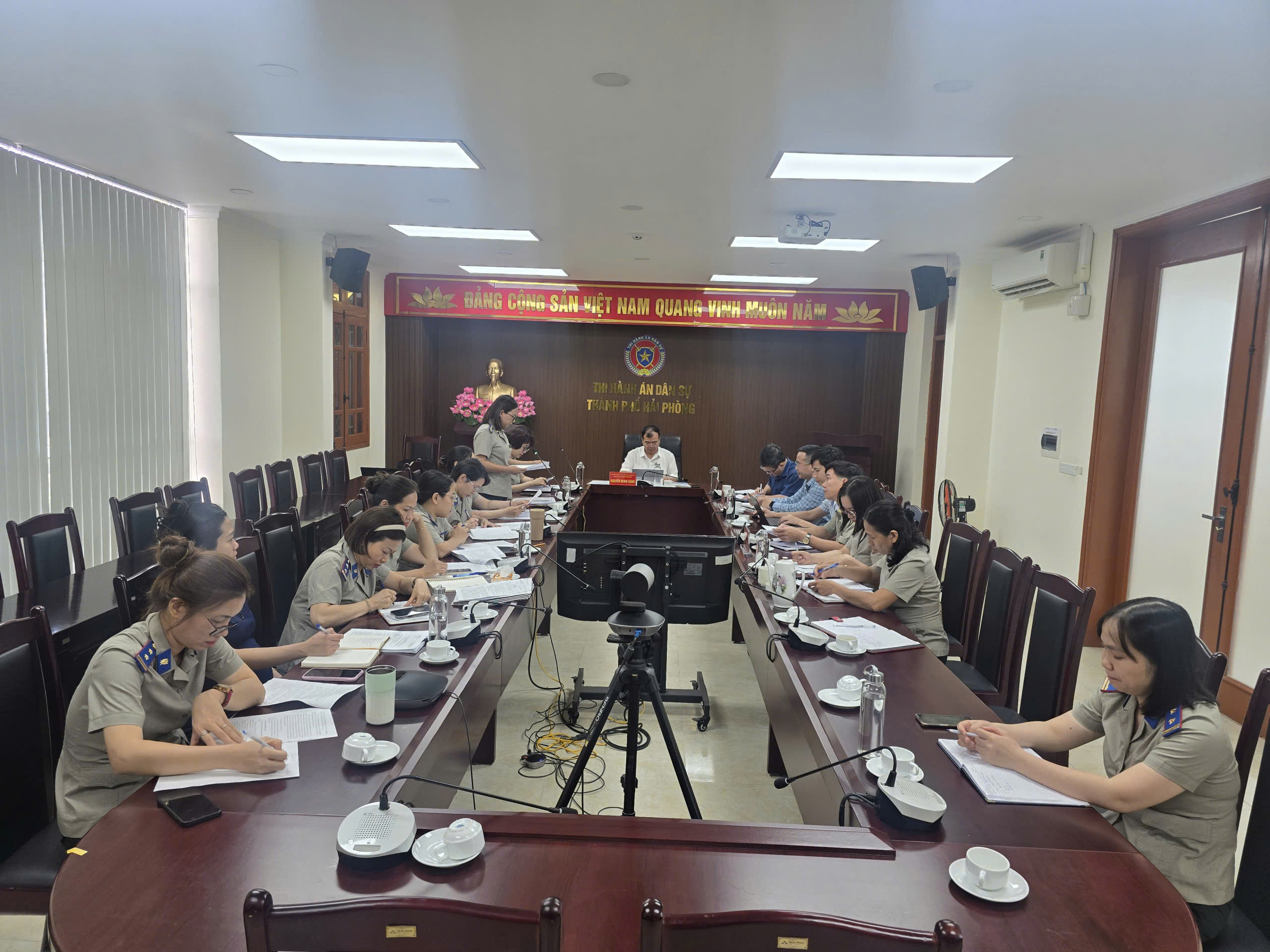 Ảnh đại diện Chi bộ Văn phòng sinh hoạt thường kỳ tháng 6 năm 2026