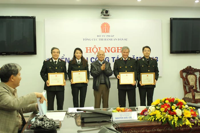 Album Hoi nghi trien khai cong tac 2013