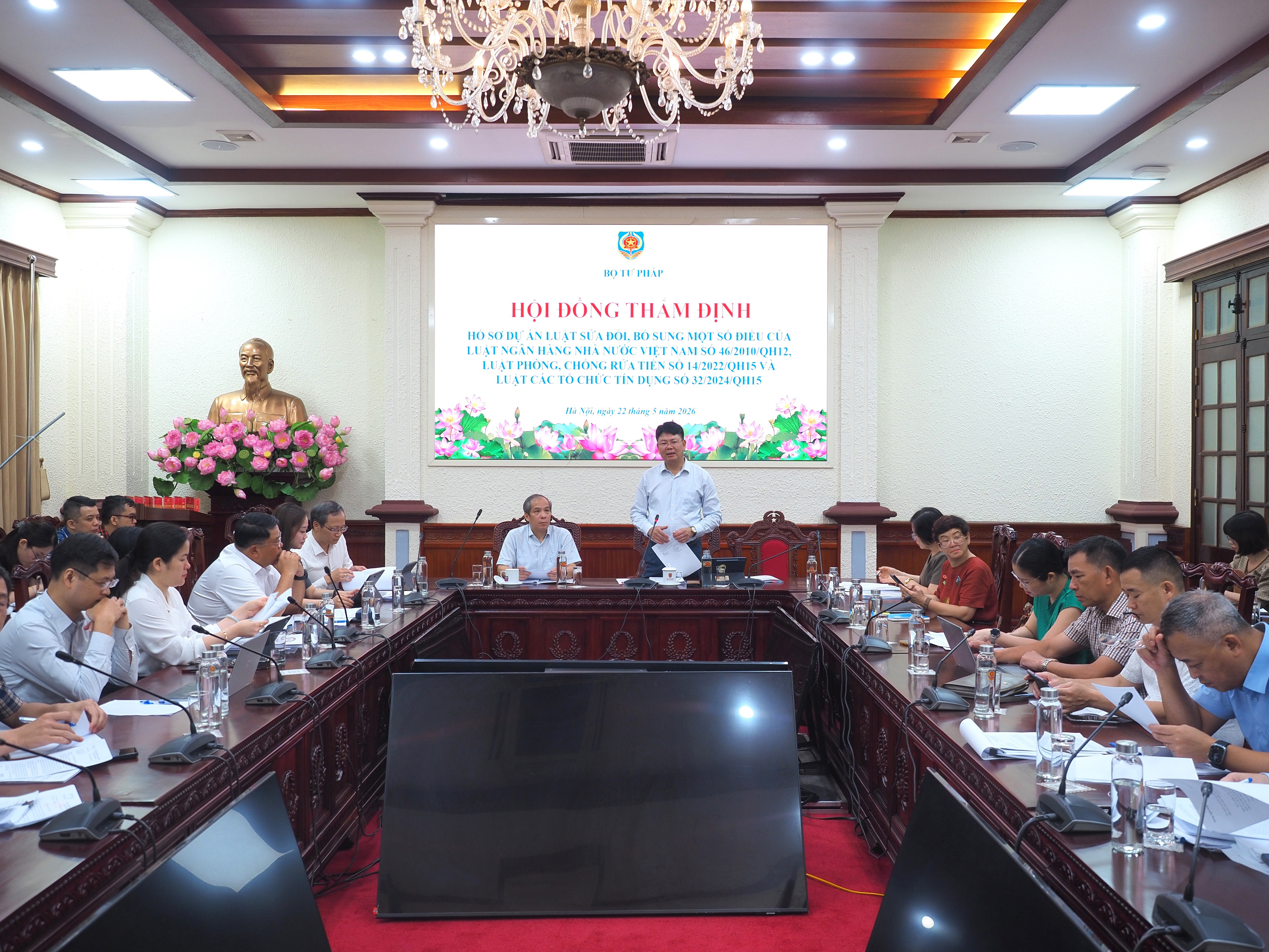 Thứ trưởng Nguyễn Thanh Tịnh phát biểu kết luận cuộc họp. ẢNh PMai.JPG
