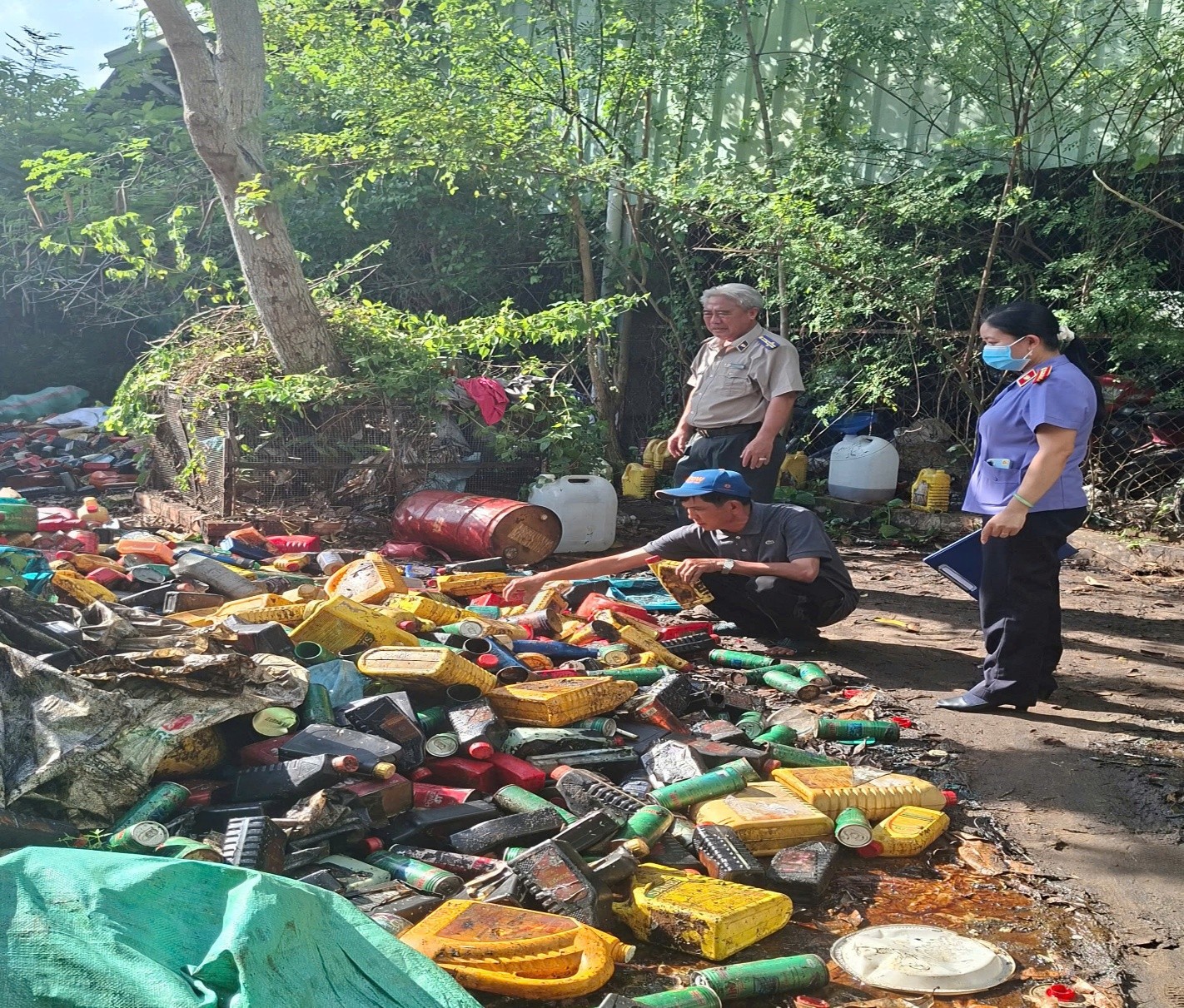 tieu-huy-nhot-5-20260602143815-9d4f3b35-019e8744d3ba72e79d6911a0f35da763.jpg tiêu hủy nhớt 5.jpg