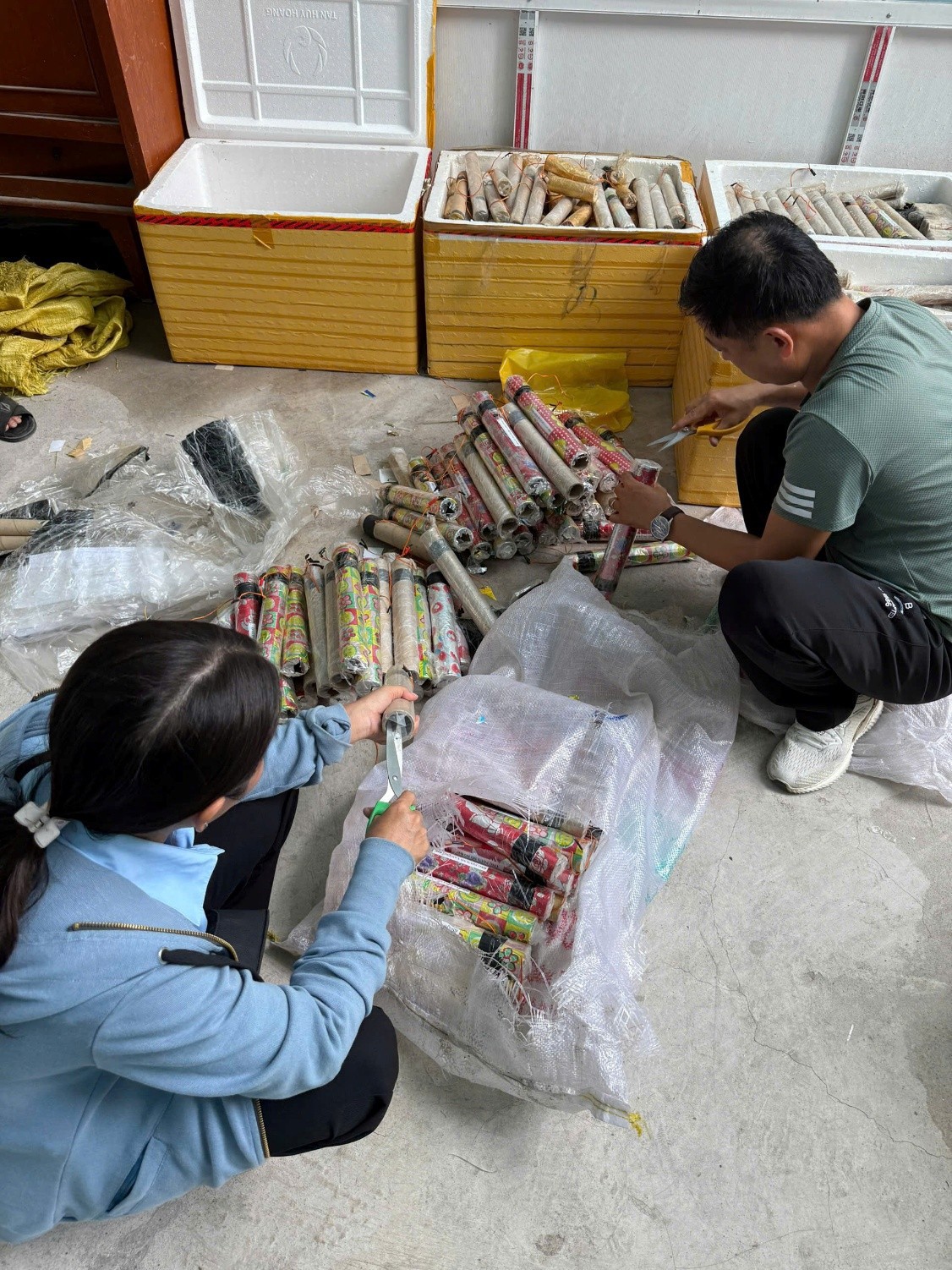 Ti&ecirc;u hủy ph&aacute;o 2.jpg